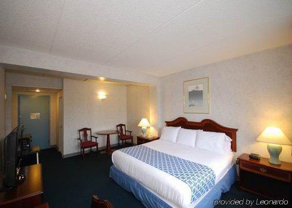 Econo Lodge Hicksville Oda fotoğraf