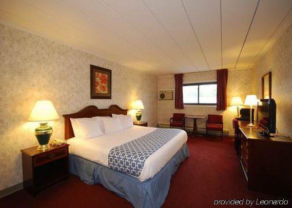 Econo Lodge Hicksville Oda fotoğraf
